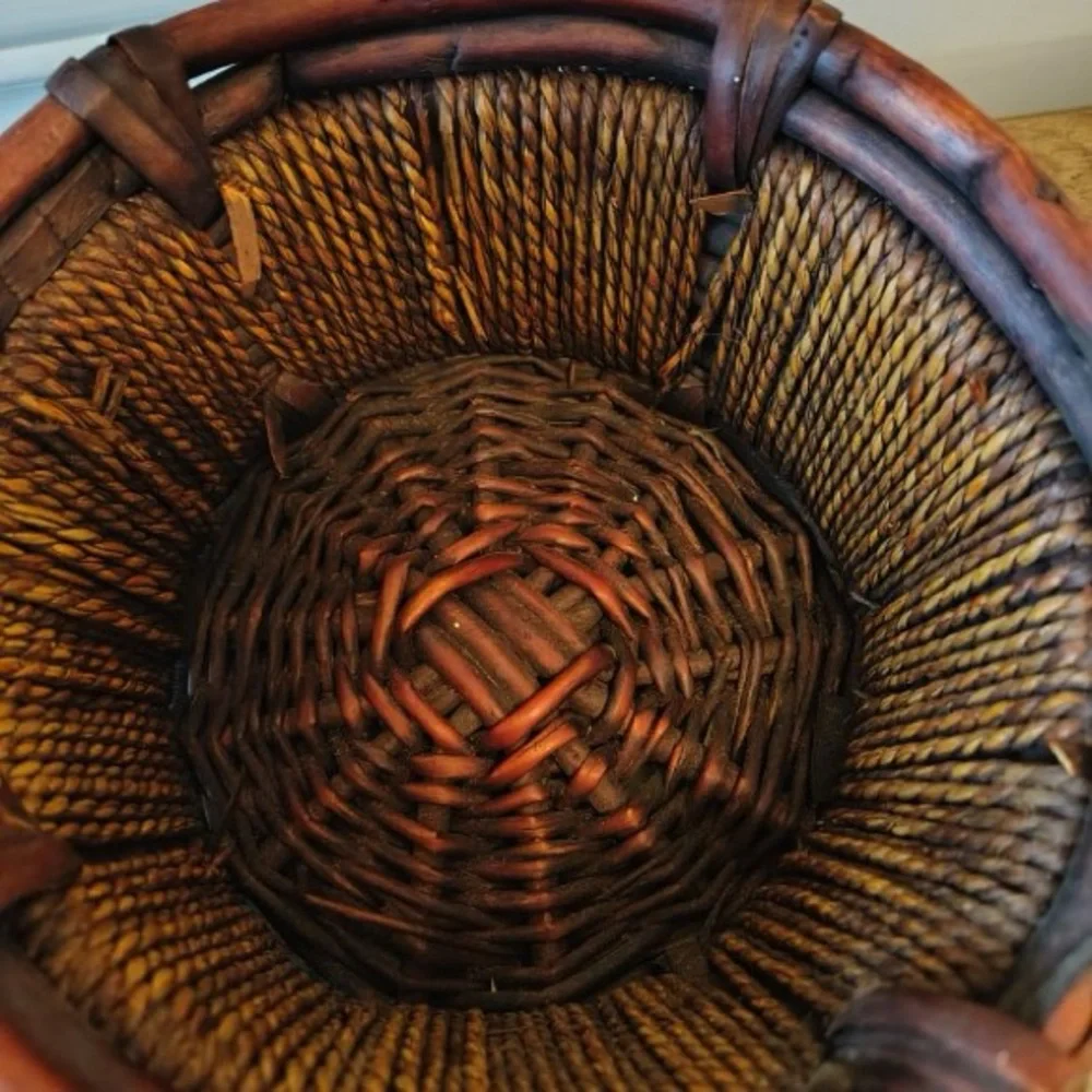 Vtg Chinese Woven Willow Bentwood Rice Gathering Basket Small Home Decor Basket